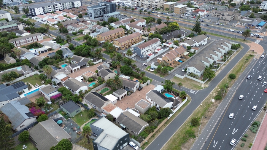 Commercial Property for Sale in Waves Edge Western Cape